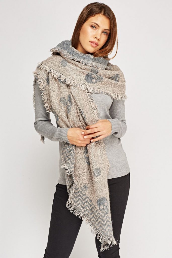Woman Scarf – Always Trendy!