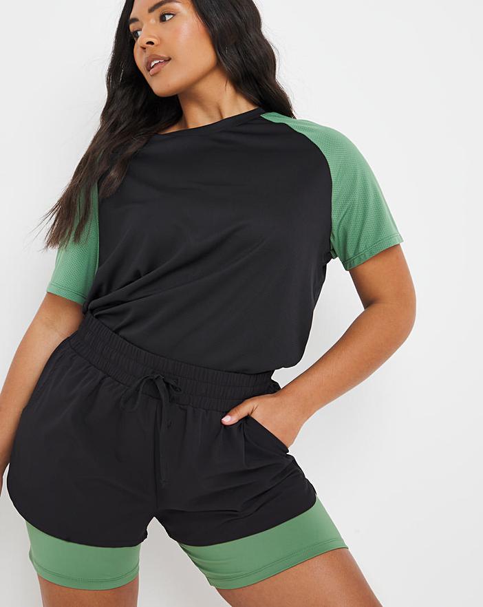How To Choose A Tracksuit For Plus Size Shape?