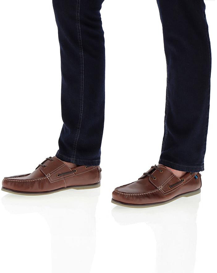 The Colour of Your Shoe Matters! Learn How to Create a Perfect Ensemble