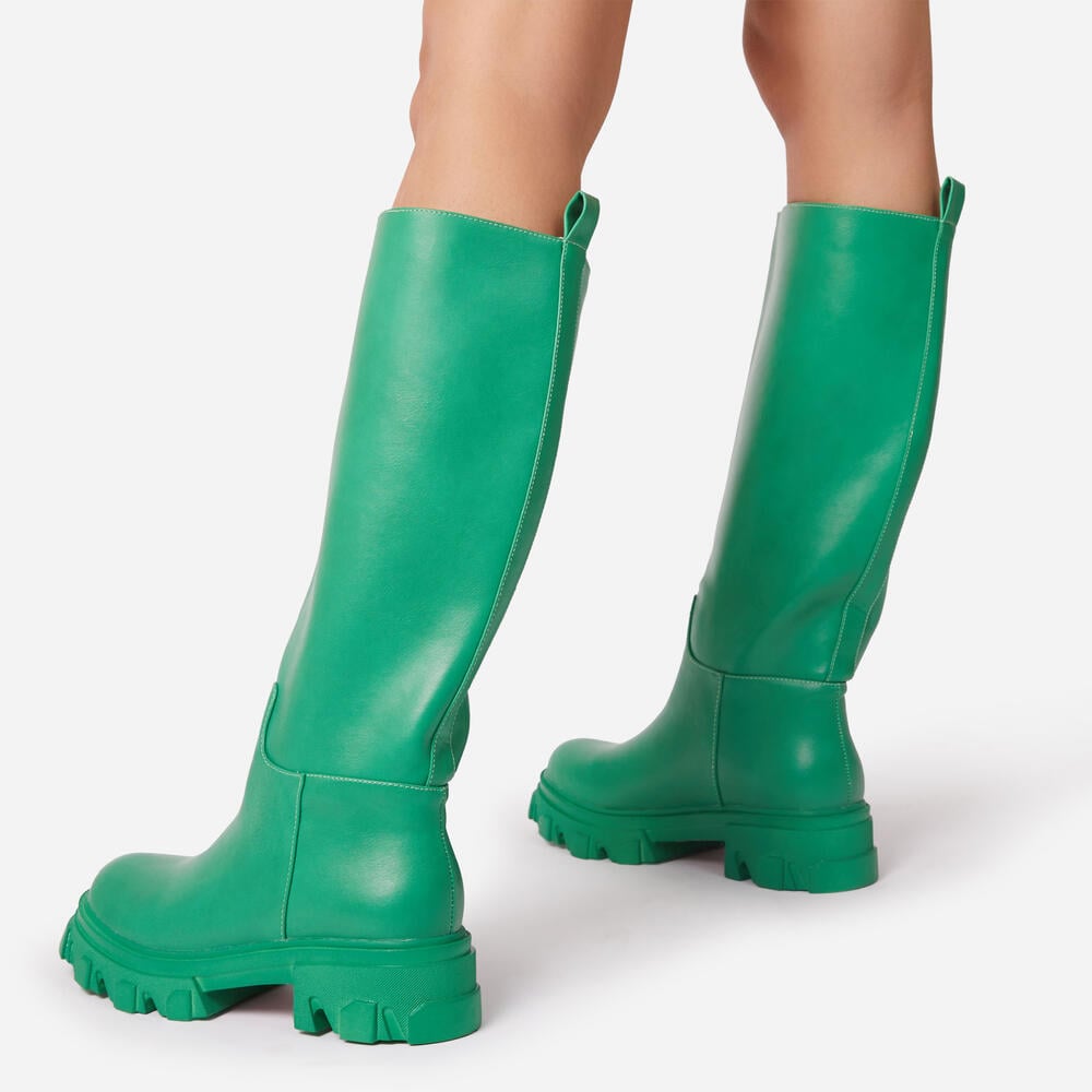 Wellington Boots. Do You Know How To Style Them?