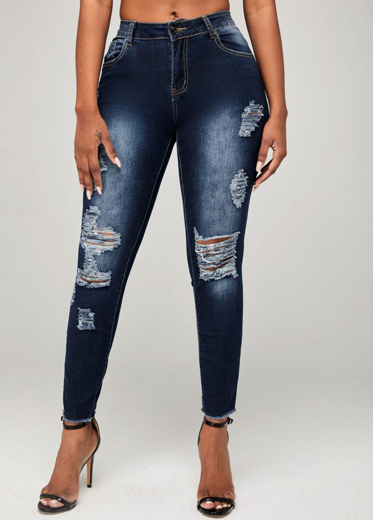 Having a Petite Height? There Is a Fashion Solution