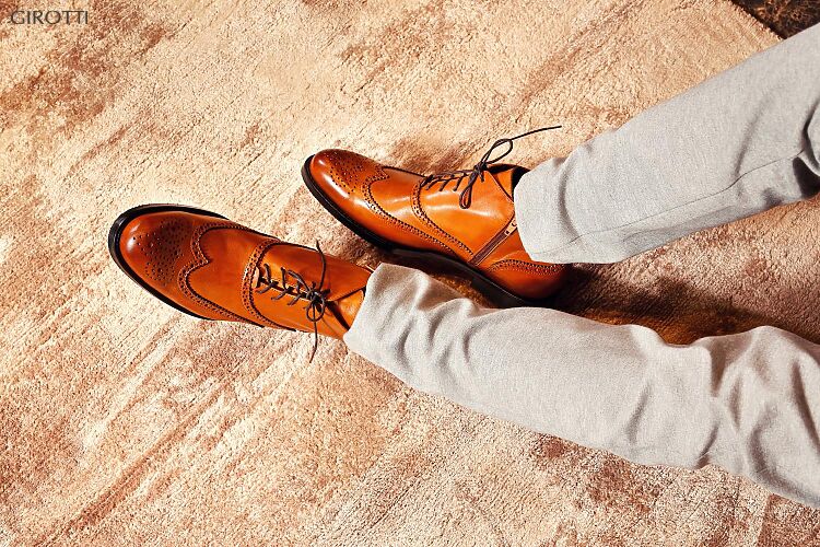 Get to Know How to Match to Colour of Shoes with the Colour of Trousers