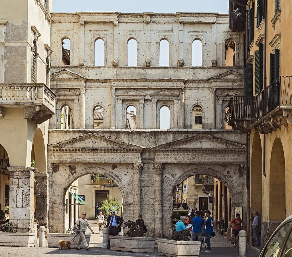 Dig In Into Shakespeare Drama by Visiting Verona Dig In Into Shakespeare Drama by Visiting Verona