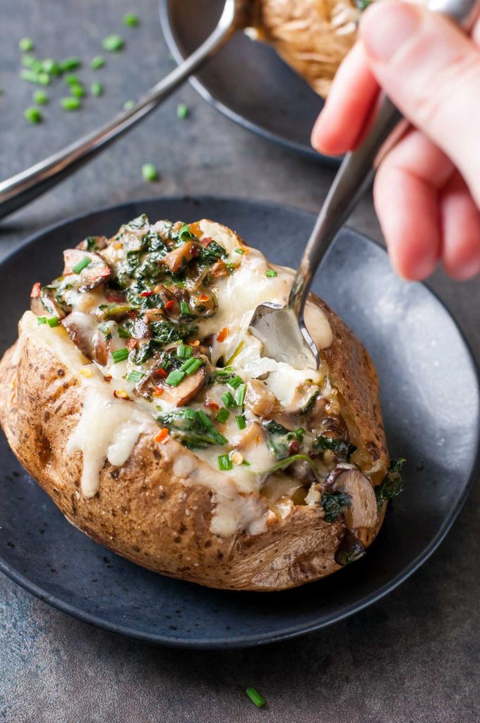 How to Bake Mouth-Watering Potato?
