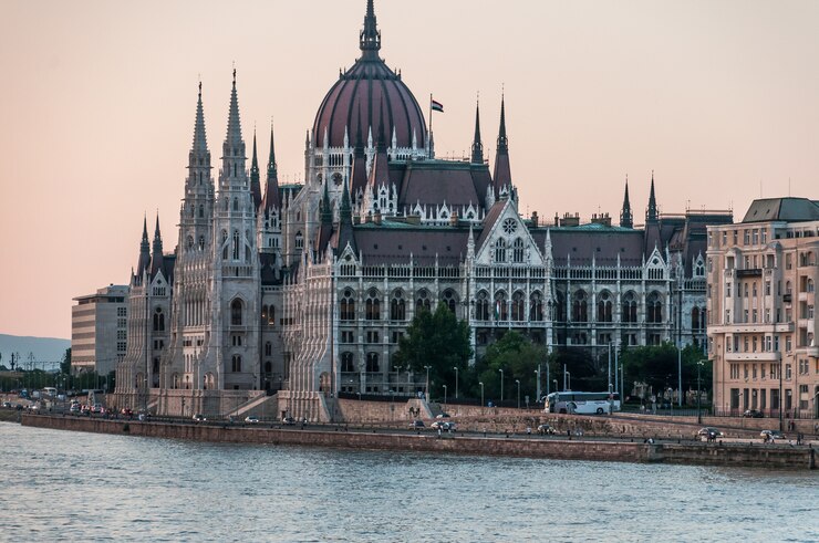 Don’t Know Where To Spend Your Holiday? What About Budapest? Don’t Know Where To Spend Your Holiday? What About Budapest?