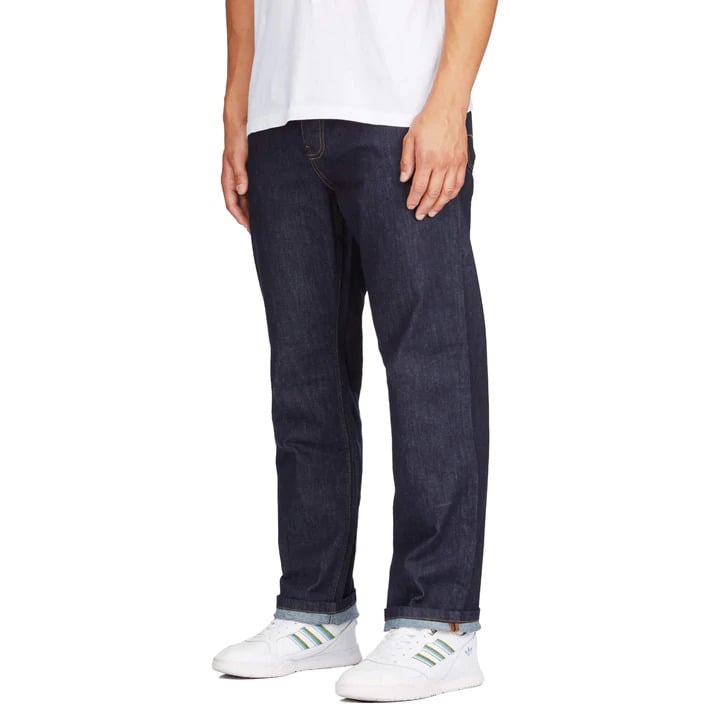 Men’s Easy Fit Jeans. Learn How to Choose, Wear and Style Them