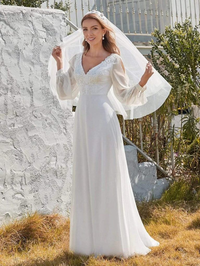 How to Match Your Wedding Dress to Your Colour Type?
