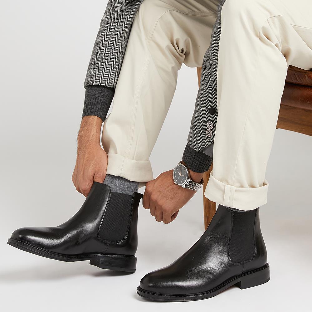 The Ankle Boot. The Must-Have of Every Man