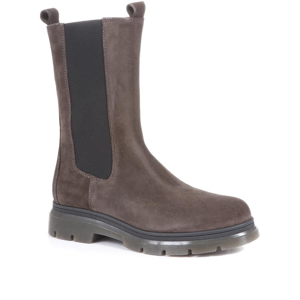 Women’s Mid Calf Boots. Perfect Footwear for Any Season