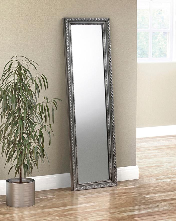 Dress Mirror – A Modern and Fancy Accessory for the House Dress Mirror – A Modern and Fancy Accessory for the House