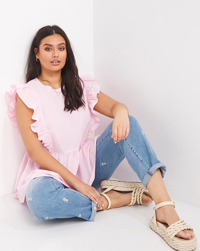 What Summer T-Shirt Should Plus-Size Beauties Choose?