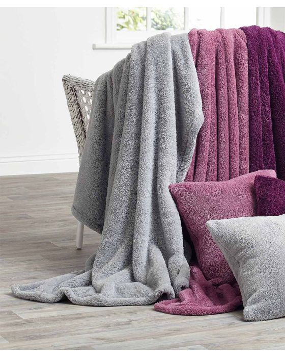 Cover Yourself In Coziness, Get a Fleece Throw