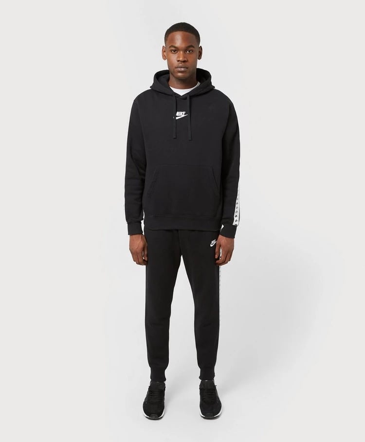 How to Look Cool Wearing Dark Garments? Essential Guide for Men